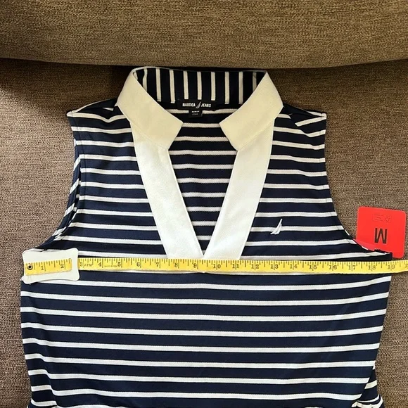 New Nautica Brand Dress with Pockets Size Medium in Navy and White - Picture 7 of 14